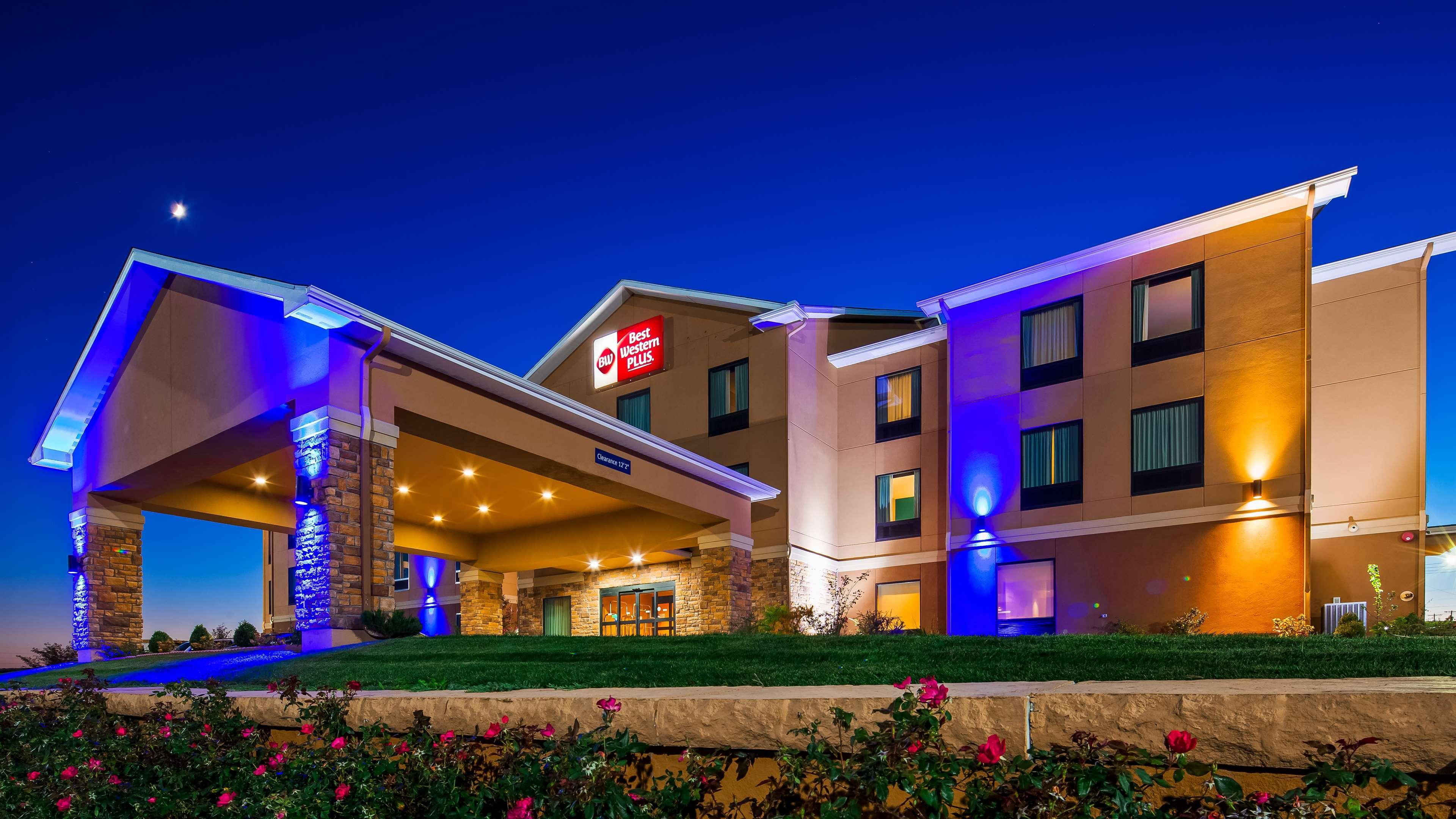 Best Western Plus Hiawatha Hotel Eksteriør billede